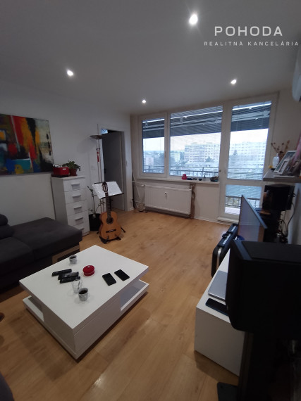 BYT - 3.izbový s loggiou, kompletná rekonštrukcia