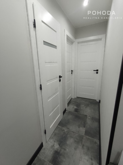 BYT - 3.izbový s loggiou, kompletná rekonštrukcia