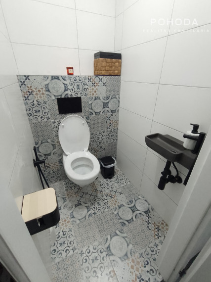 BYT - 3.izbový s loggiou, kompletná rekonštrukcia