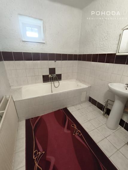 Rodinný dom s pozemkom 983m2 len 24km od Košíc