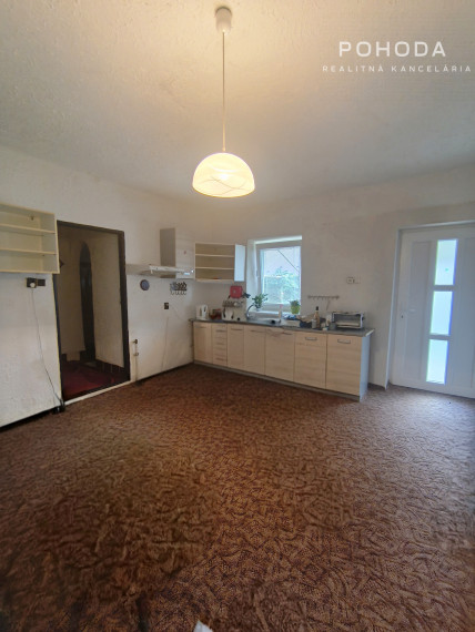 Rodinný dom s pozemkom 983m2 len 24km od Košíc