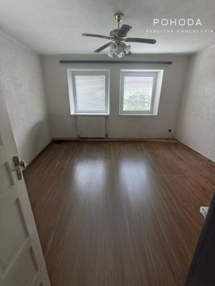 Rodinný dom s pozemkom 983m2 len 24km od Košíc