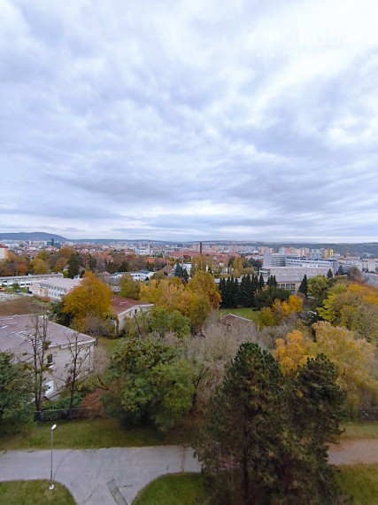 Turgenevova: 1,5 izbový byt, 42 m² + veľká loggia TOP