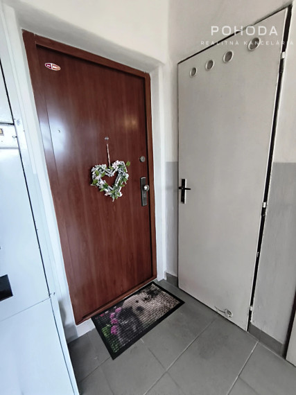 Turgenevova: 1,5 izbový byt, 42 m² + veľká loggia TOP