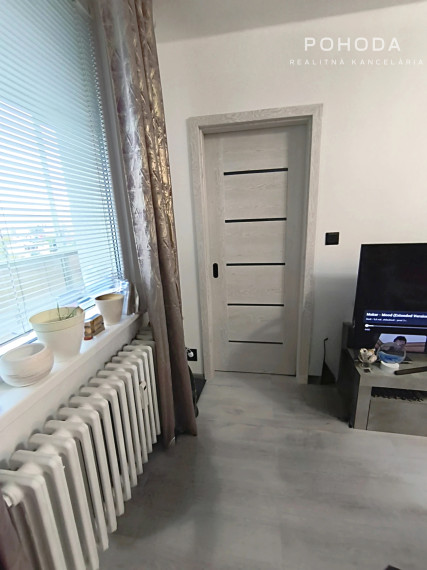 Turgenevova: 1,5 izbový byt, 42 m² + veľká loggia TOP