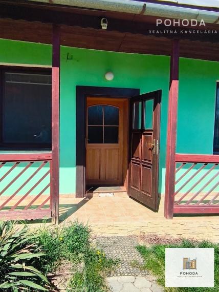 Pokojné bývanie s veľkým pozemkom len 20km od Košíc– Paňovce