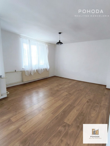 Rodinný dom Pereš –pozemok 800 m², tiché prostredie