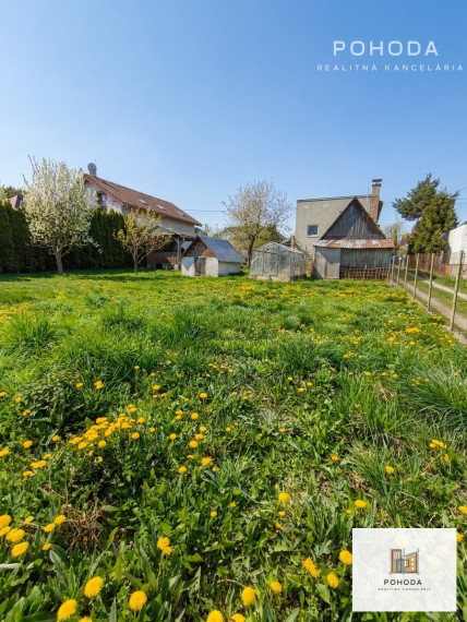 Rodinný dom Pereš –pozemok 800 m², tiché prostredie