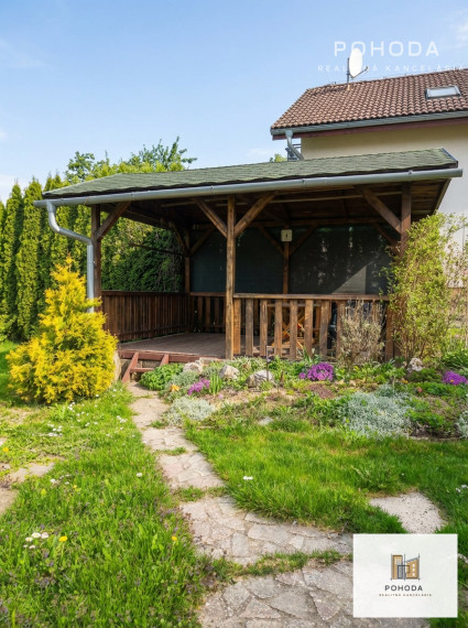 Rodinný dom Pereš –pozemok 800 m², tiché prostredie