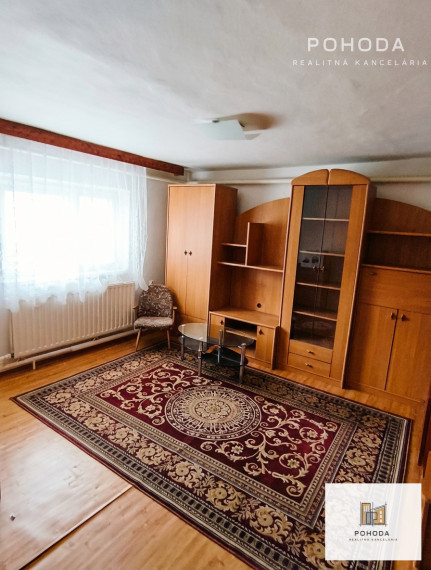 Rodinný dom Pereš –pozemok 800 m², tiché prostredie