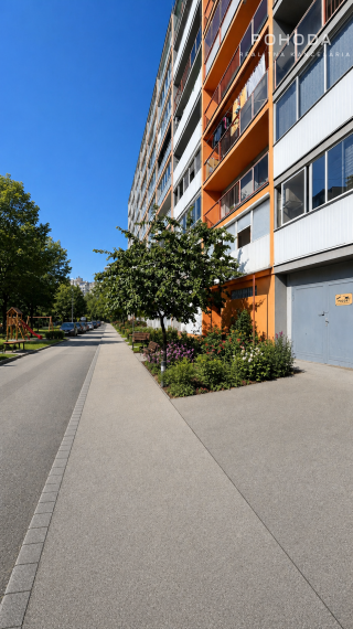 Na predaj | Slnečný 2-izbový byt, 42 m² + 6 m zasklená loggia | Zupkova, Košice
