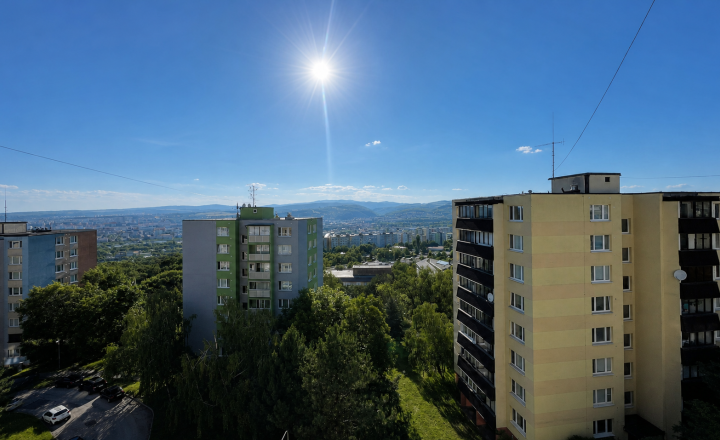 REZERVOVANÝ Slnečný 2-izbový byt, 42 m² + 6 m zasklená loggia | Zupkova, Košice - fotografia 8