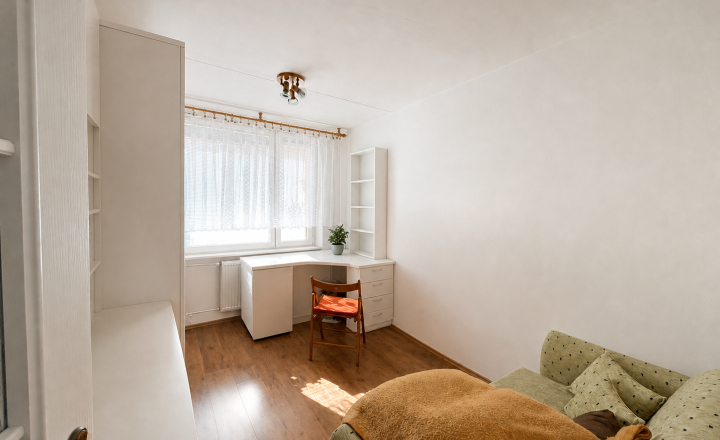 REZERVOVANÝ Slnečný 2-izbový byt, 42 m² + 6 m zasklená loggia | Zupkova, Košice - fotografia 3